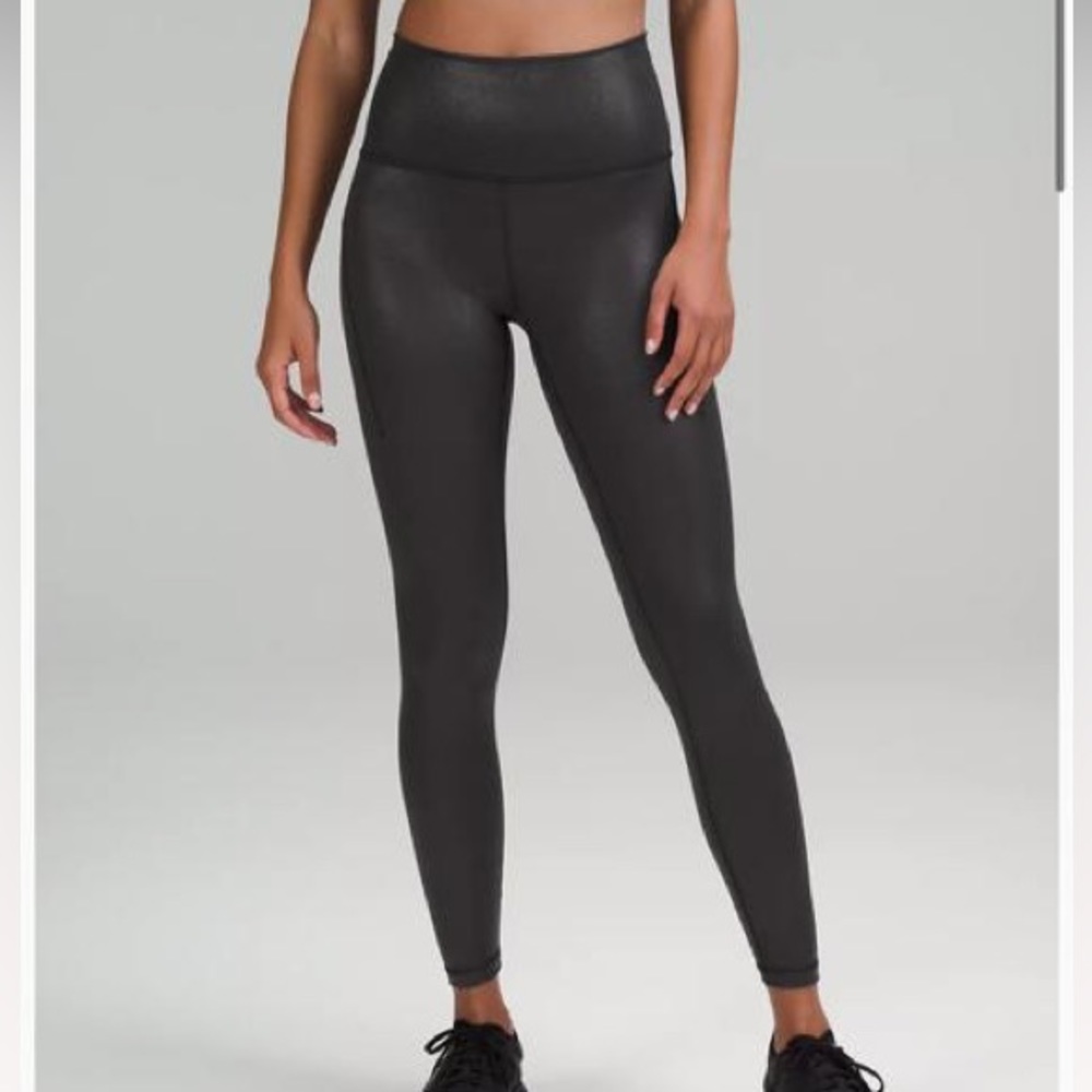 Wunder Train High-Rise Tight with Pockets 25"
Foil